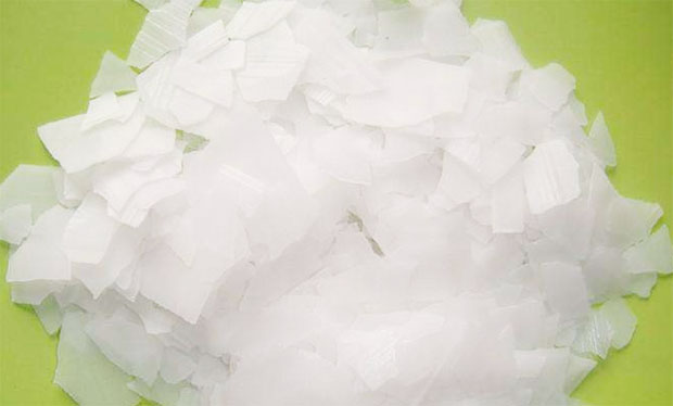 導致燒堿出現發黃的原因