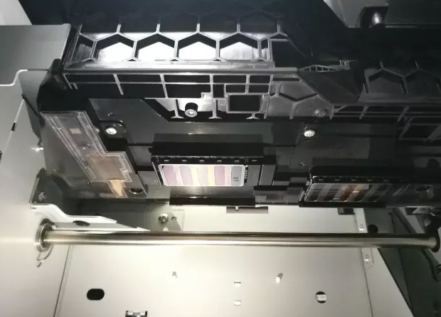 數碼印花機噴頭與墨棧的關系