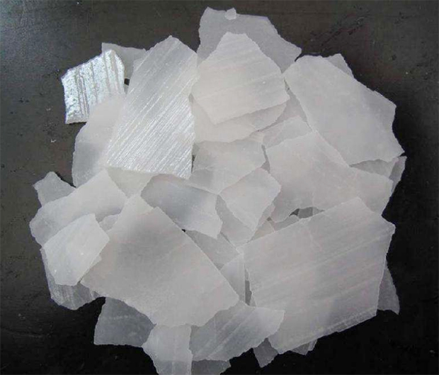 片堿當清潔劑可用在哪里?