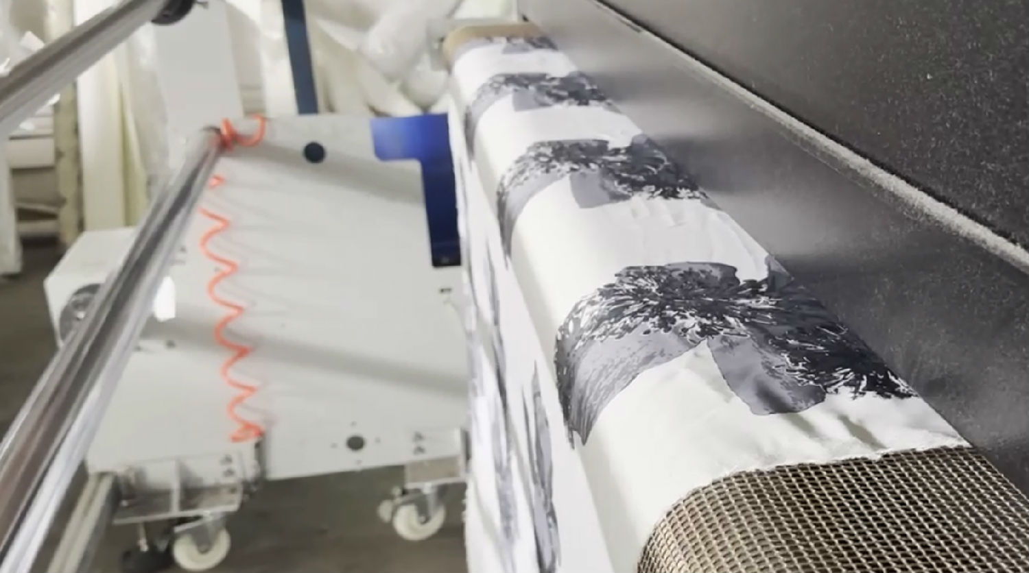 更換數碼印花機噴頭避免墨路污染的方法