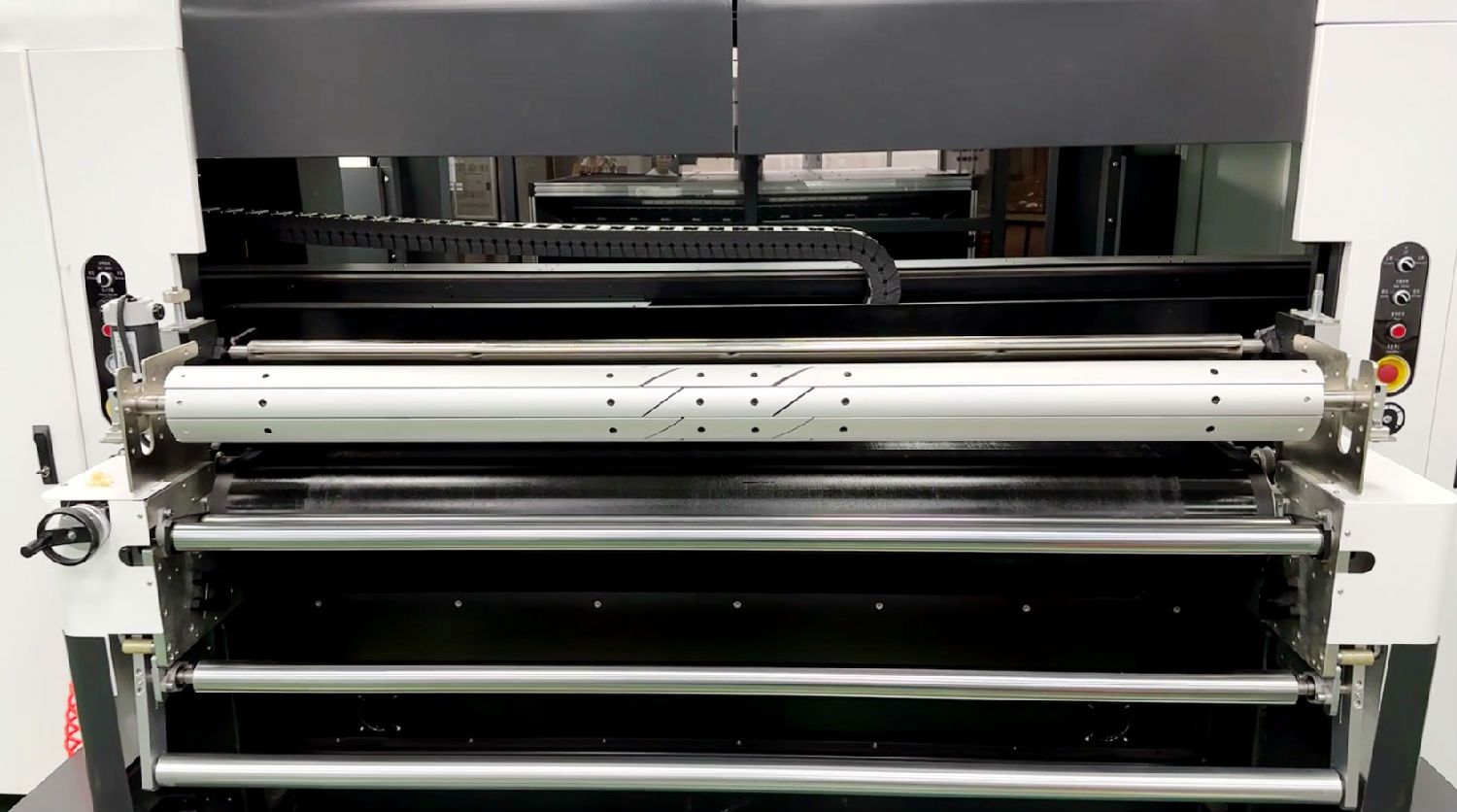 數(shù)碼印花機墨量過大導(dǎo)致出現(xiàn)的質(zhì)量問題 數(shù)碼印花機墨量過大導(dǎo)致出現(xiàn)的質(zhì)量問題